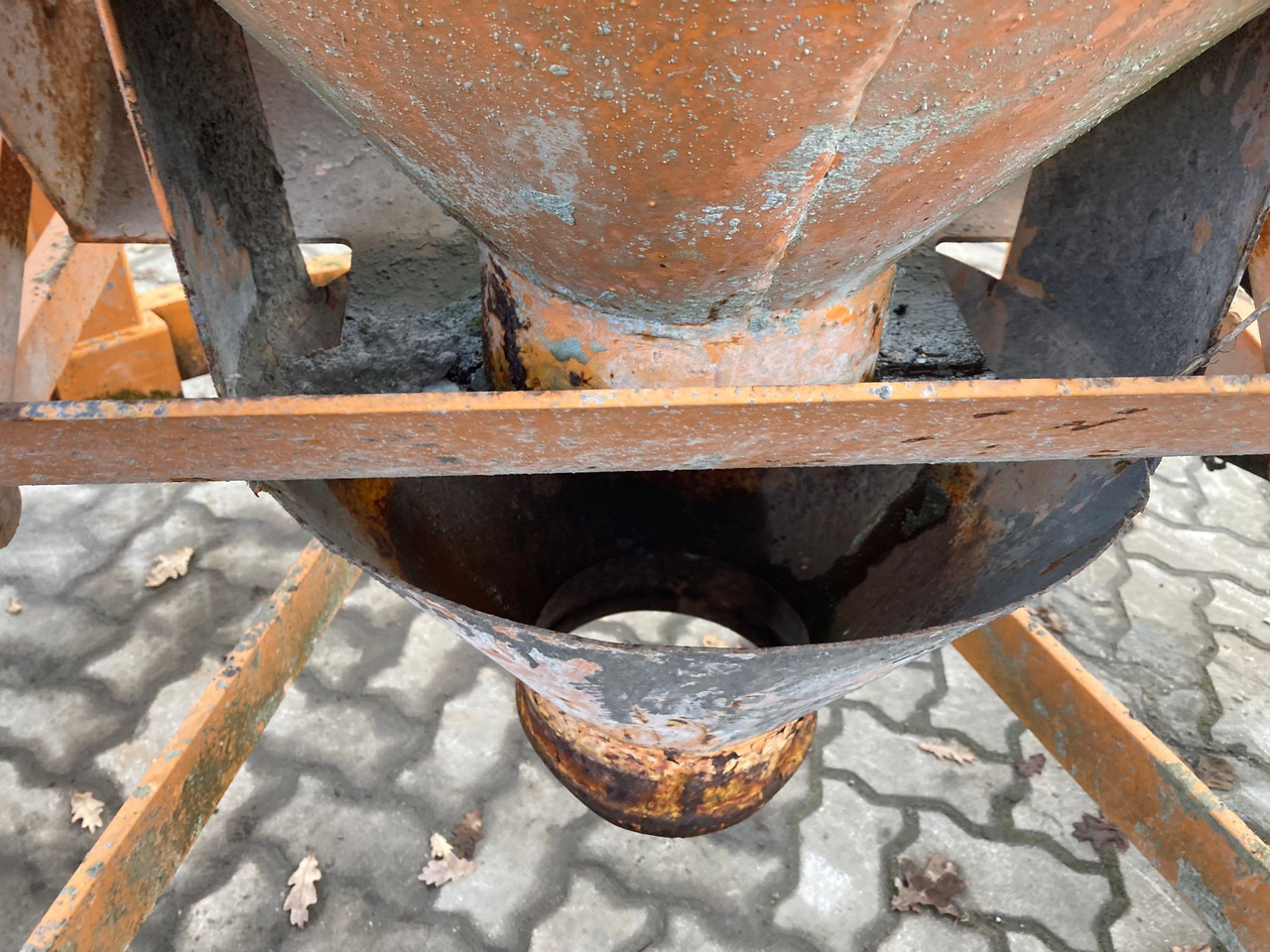 Eichinger concrete silo 1016H.22 - Aanbouwdeel voor Intern transport: afbeelding 4 Eichinger concrete silo 1016H.22 - Aanbouwdeel voor Intern transport: afbeelding 4