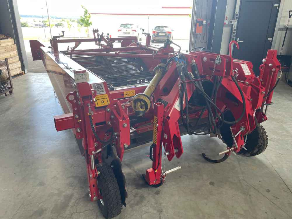 Grimme WV 165 - Wijnoogstmachine: afbeelding 1 Grimme WV 165 - Wijnoogstmachine: afbeelding 1