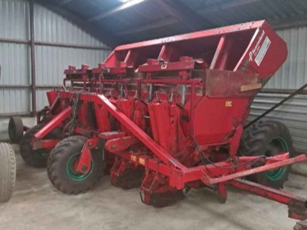 Kverneland UN-3300 - Oogstmachine: afbeelding 3 Kverneland UN-3300 - Oogstmachine: afbeelding 3