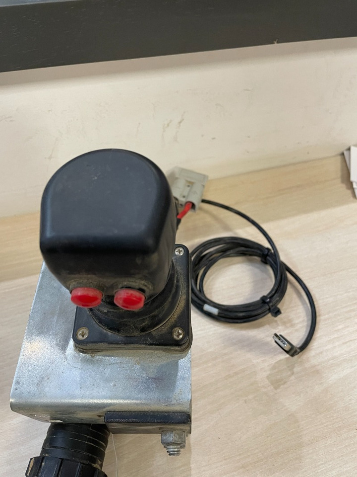 Dewulf CP 42 Trailed SC Compact - Oogstmachine: afbeelding 2 Dewulf CP 42 Trailed SC Compact - Oogstmachine: afbeelding 2