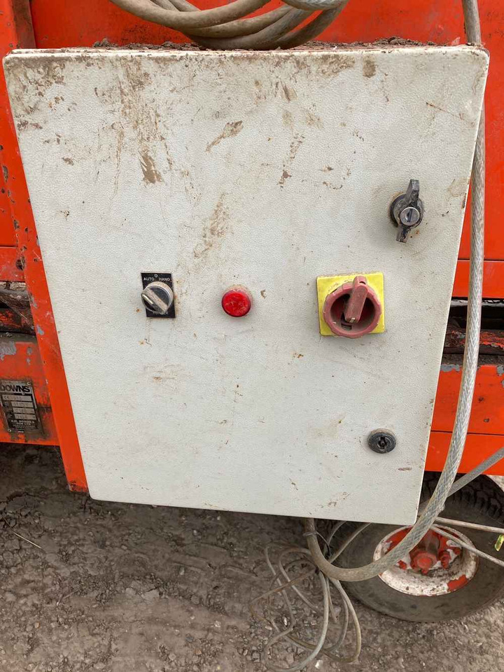 Downs Super Charger/ Expansion Hopper - Opslag: afbeelding 3 Downs Super Charger/ Expansion Hopper - Opslag: afbeelding 3