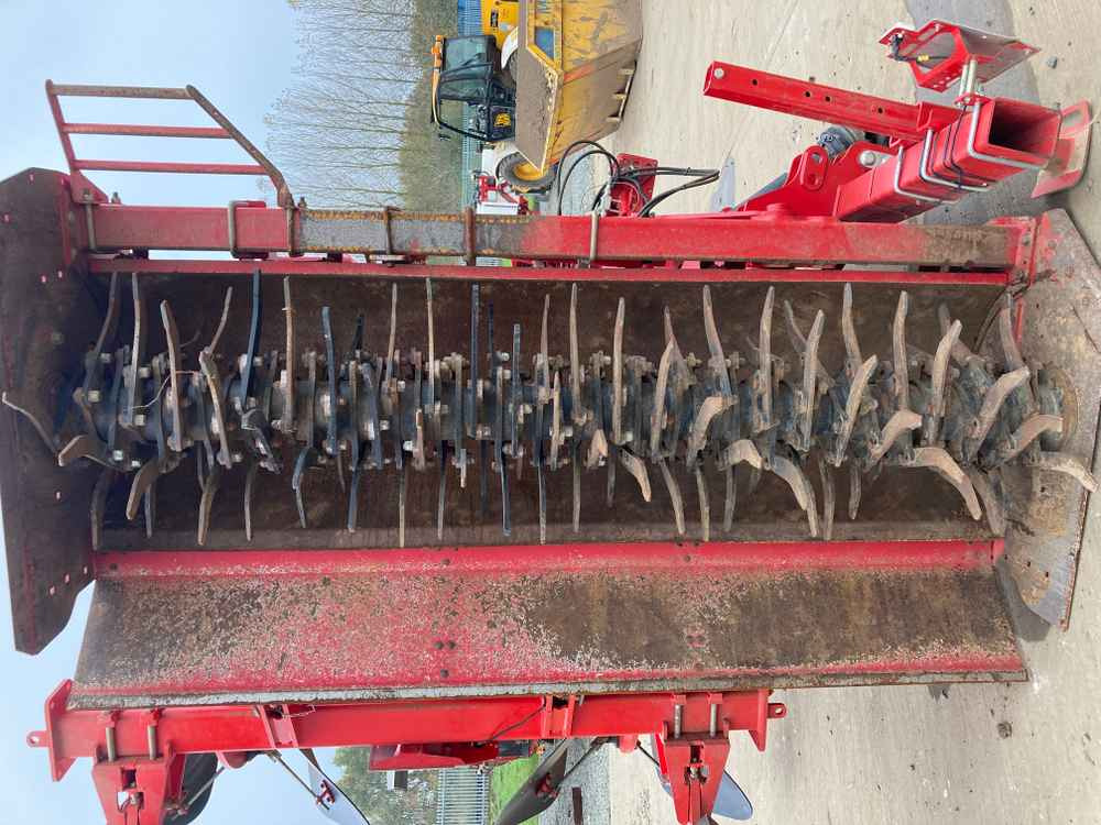 Grimme Grimme, GF600, 6 Row/3 Bed, Hook Tine, Tilla, Rotorvator - Oogstmachine: afbeelding 4 Grimme Grimme, GF600, 6 Row/3 Bed, Hook Tine, Tilla, Rotorvator - Oogstmachine: afbeelding 4