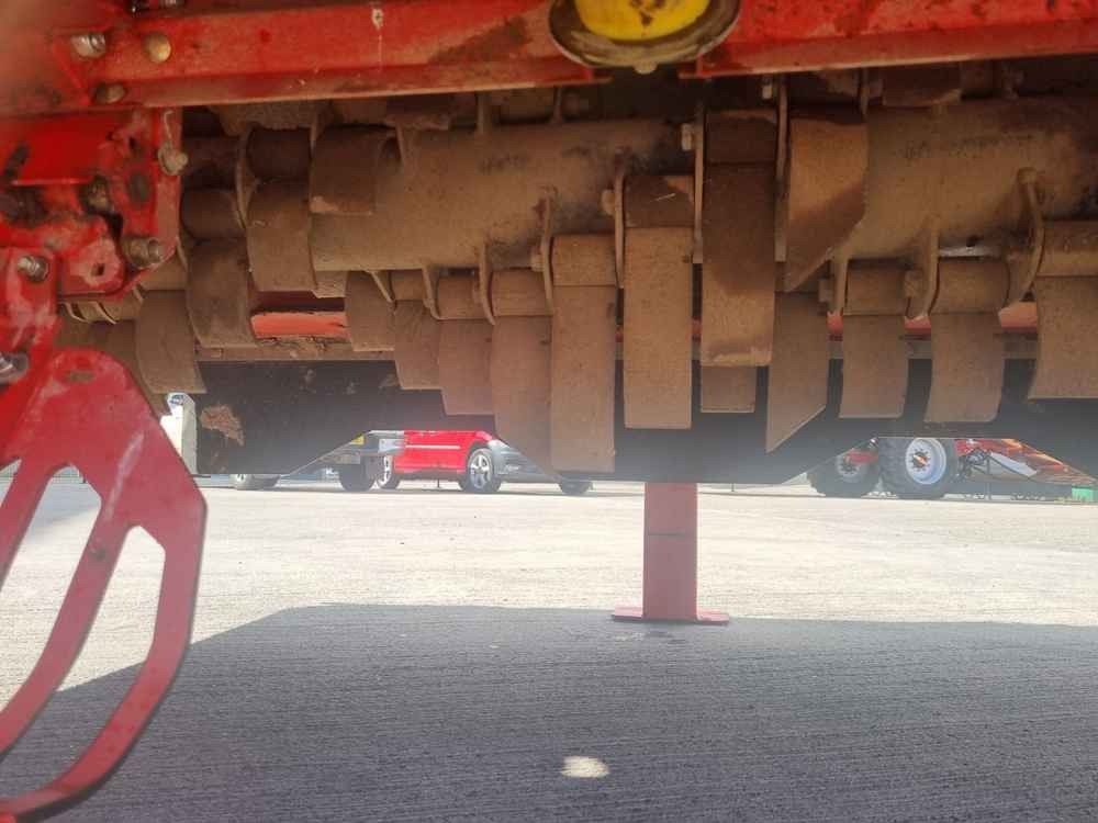 Grimme Grimme HT 200 Front Mounted Self-Propelled Topper - Oogstmachine: afbeelding 5 Grimme Grimme HT 200 Front Mounted Self-Propelled Topper - Oogstmachine: afbeelding 5