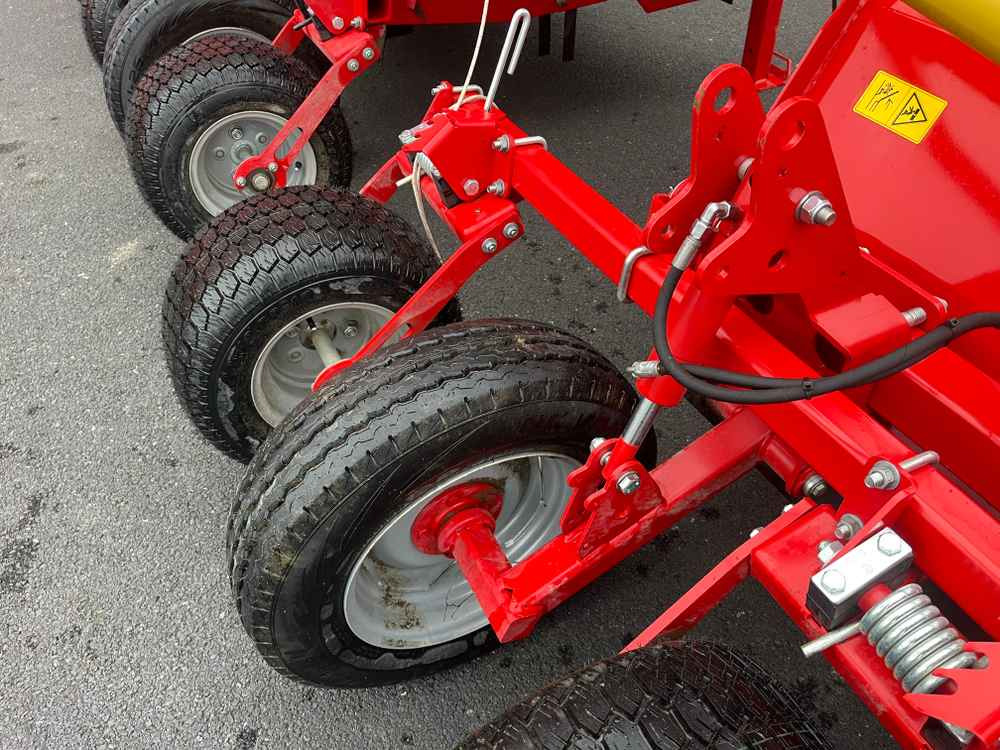 Grimme TOPPA 600 COMBI - Oogstmachine: afbeelding 3 Grimme TOPPA 600 COMBI - Oogstmachine: afbeelding 3