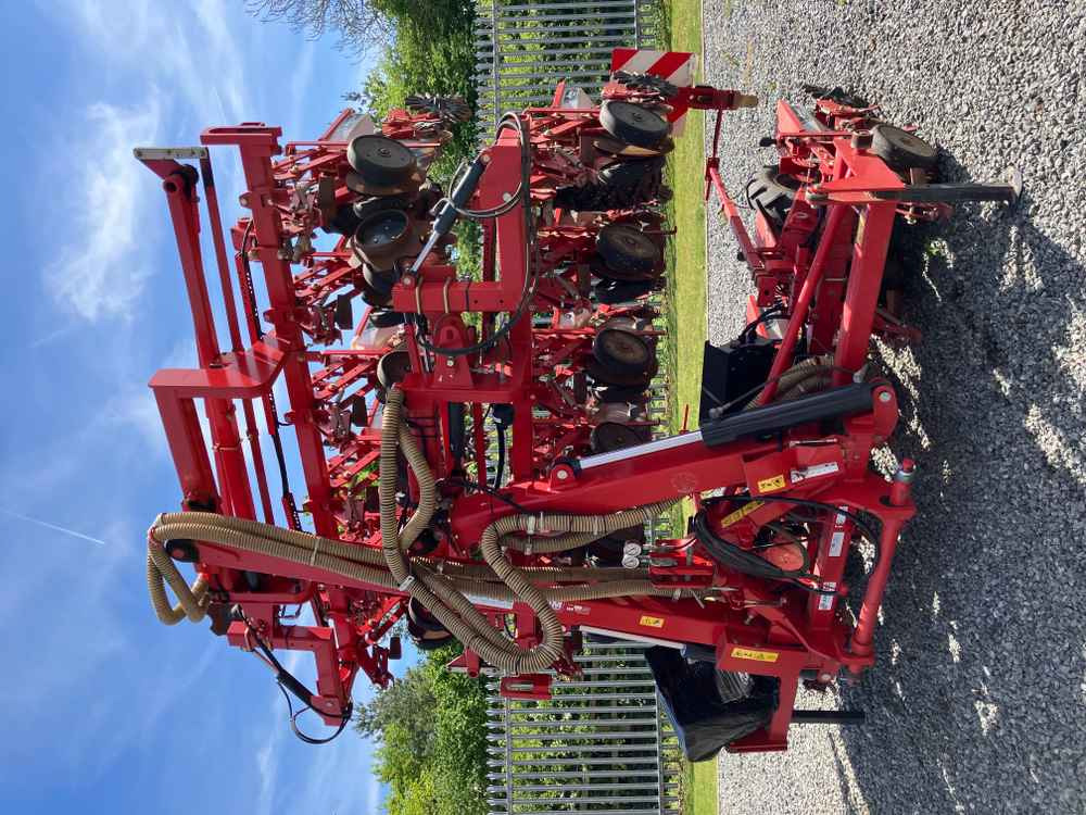 Kverneland Kverneland Monopill, 18 Row, Sugarbeet Drill - Zaaimachine: afbeelding 1 Kverneland Kverneland Monopill, 18 Row, Sugarbeet Drill - Zaaimachine: afbeelding 1