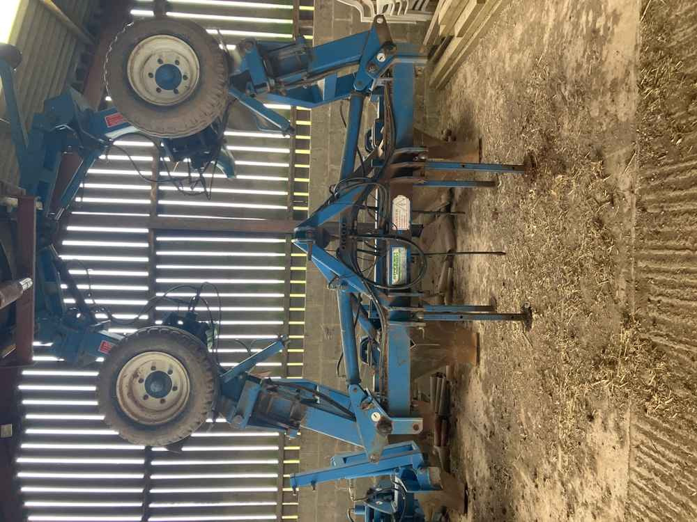 Standen BFT - Oogstmachine toebehoor: afbeelding 1 Standen BFT - Oogstmachine toebehoor: afbeelding 1