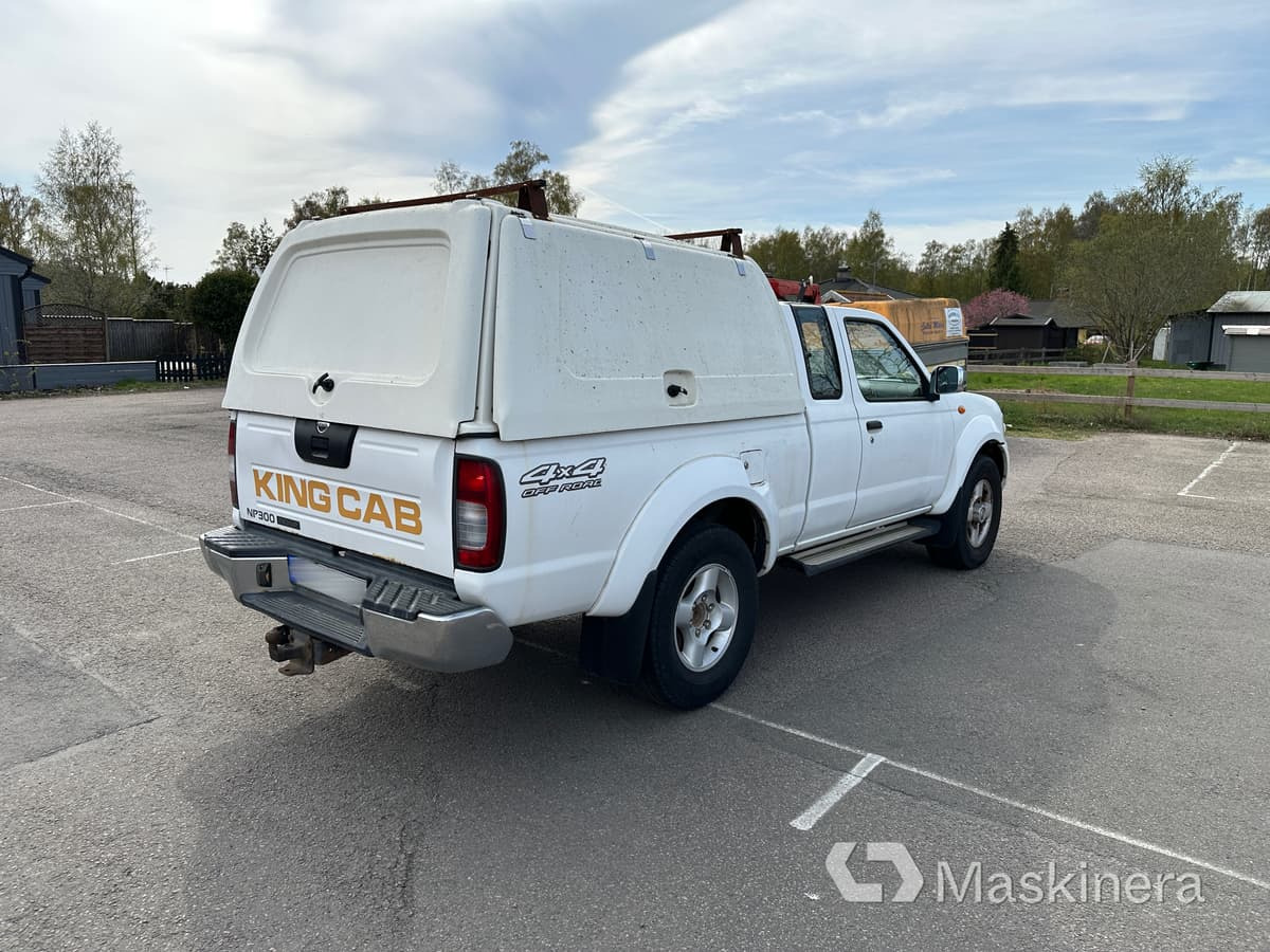 Arbetsbil Nissan NP300 King Cab 2.5 - Gesloten bestelwagen: afbeelding 5 Arbetsbil Nissan NP300 King Cab 2.5 - Gesloten bestelwagen: afbeelding 5