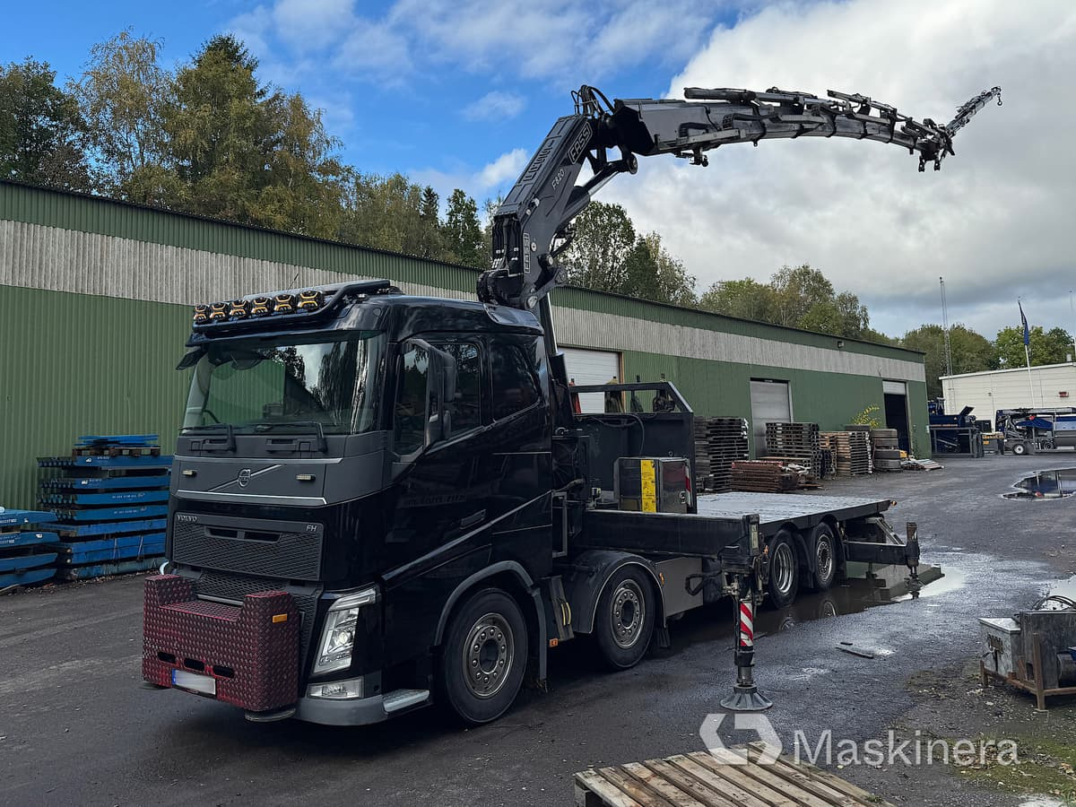 Bodbil Volvo FH 82F med Fassi F820 kran & jib - Vrachtwagen met open laadbak, Kraanwagen: afbeelding 1 Bodbil Volvo FH 82F med Fassi F820 kran & jib - Vrachtwagen met open laadbak, Kraanwagen: afbeelding 1