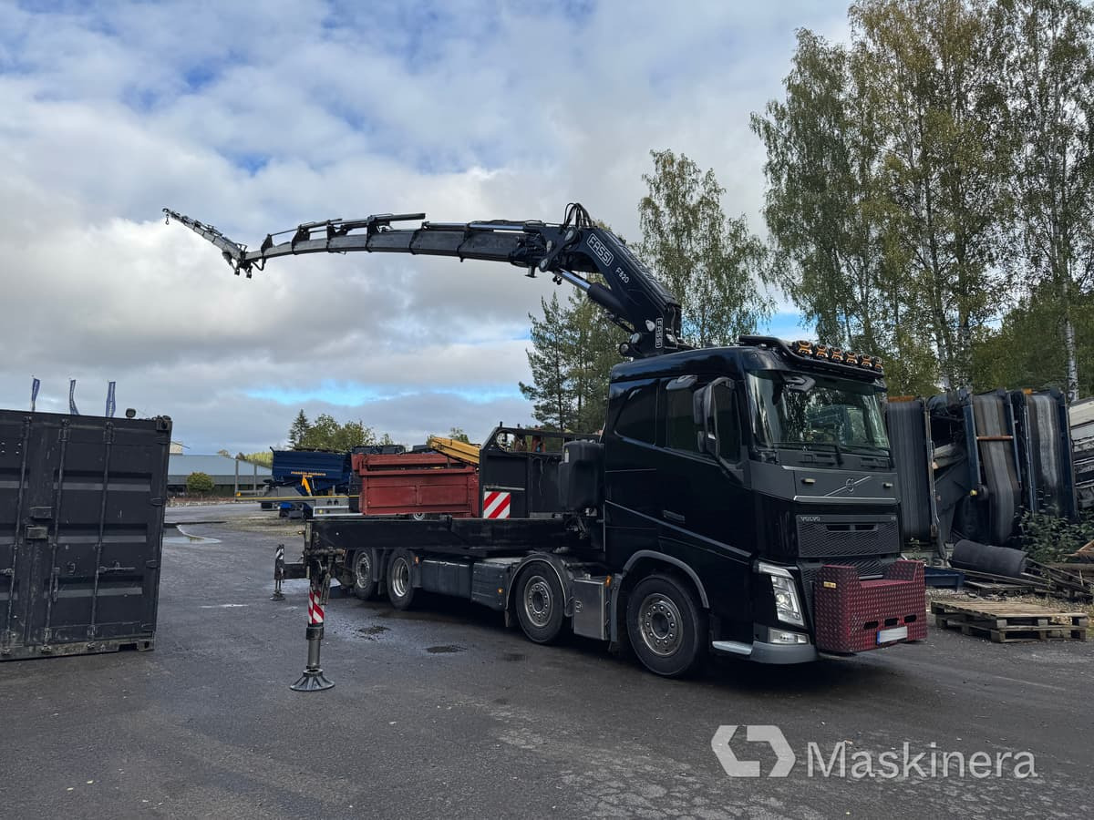 Bodbil Volvo FH 82F med Fassi F820 kran & jib - Vrachtwagen met open laadbak, Kraanwagen: afbeelding 3 Bodbil Volvo FH 82F med Fassi F820 kran & jib - Vrachtwagen met open laadbak, Kraanwagen: afbeelding 3