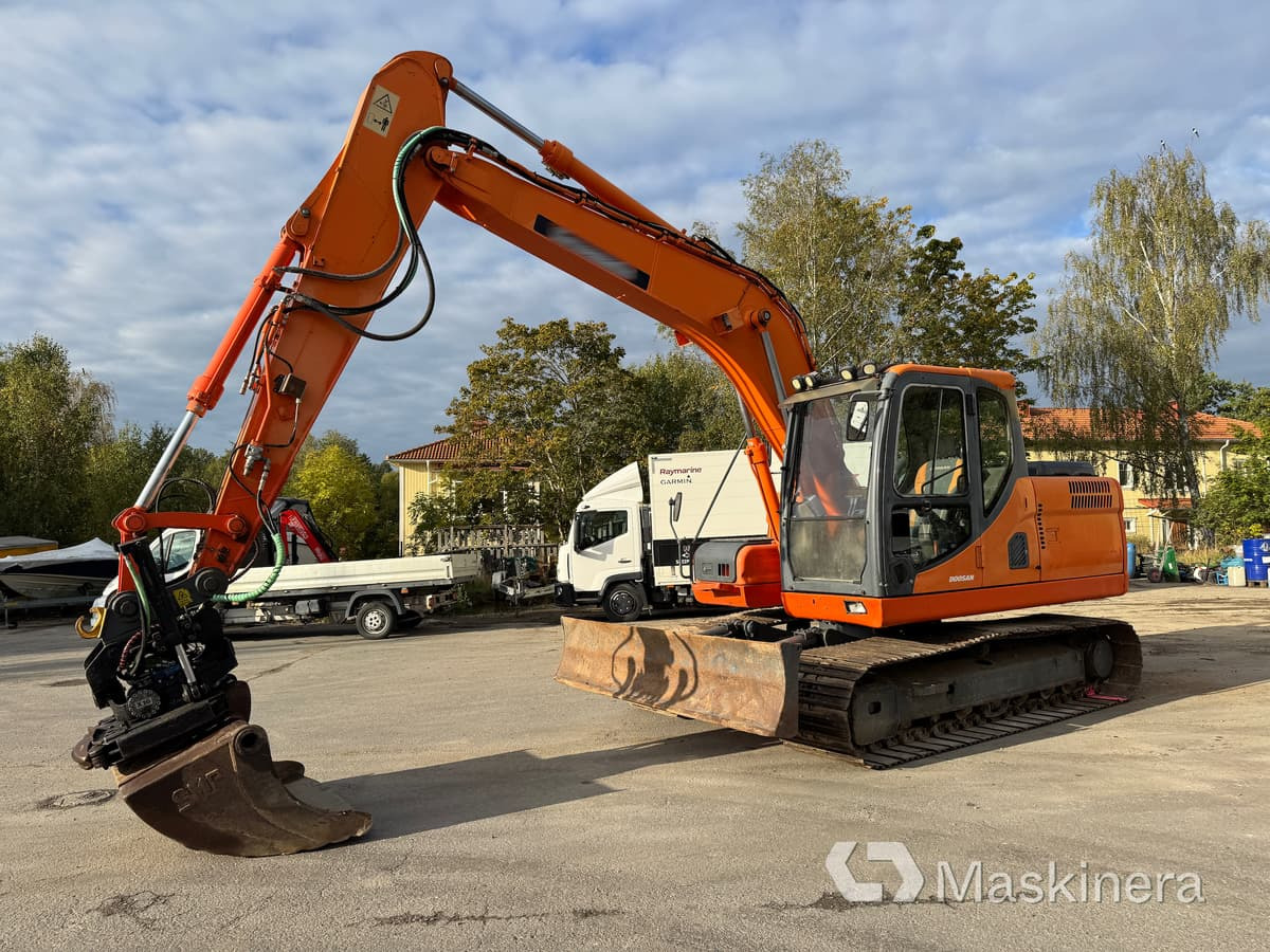 Grävmaskin Doosan DX140LC - Rupsgraafmachine: afbeelding 1 Grävmaskin Doosan DX140LC - Rupsgraafmachine: afbeelding 1
