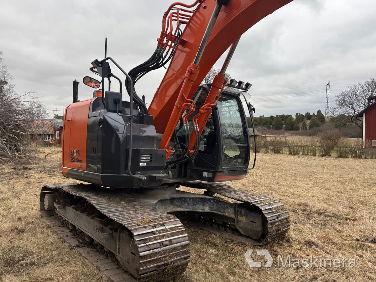 Grävmaskin Hitachi ZX225USLC-5B med redskap - Rupsgraafmachine: afbeelding 4 Grävmaskin Hitachi ZX225USLC-5B med redskap - Rupsgraafmachine: afbeelding 4