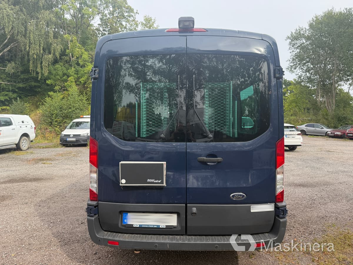 Handikappanpassad Ford Transit 2,2 TDCi - Gesloten bestelwagen: afbeelding 4 Handikappanpassad Ford Transit 2,2 TDCi - Gesloten bestelwagen: afbeelding 4