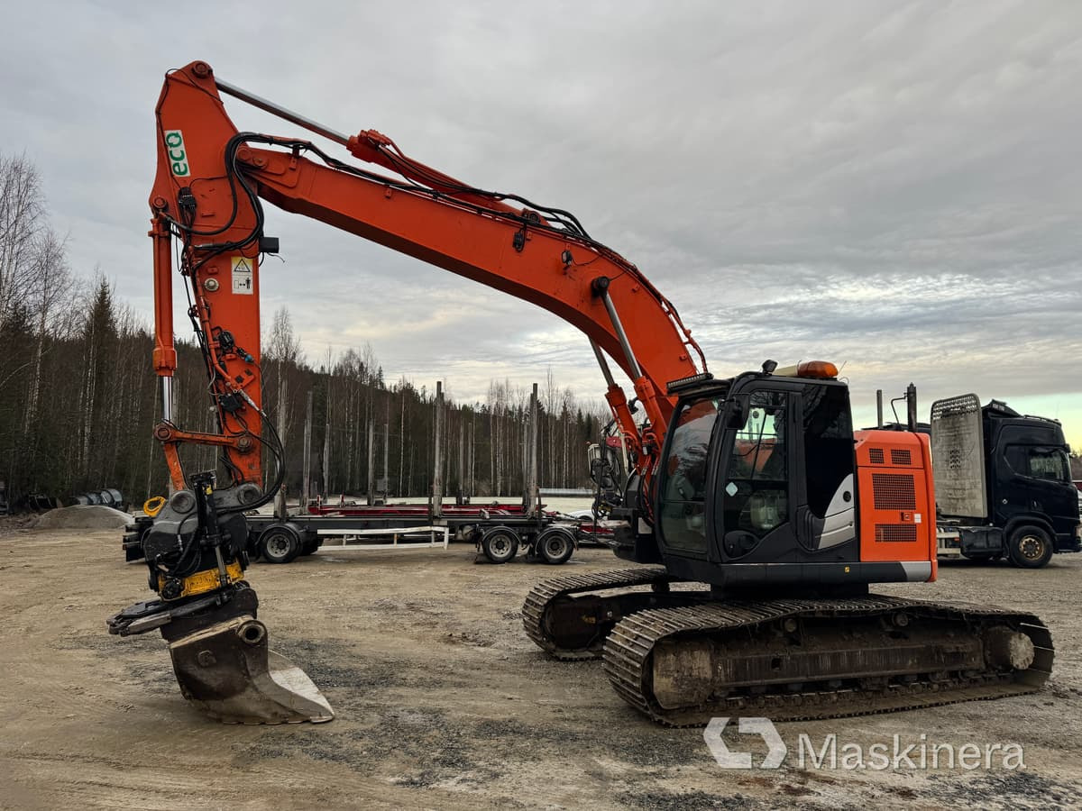Hitachi ZX 225 USLC-5B Grävmaskin Hitachi ZX225USLC-5B - Rupsgraafmachine: afbeelding 1 Hitachi ZX 225 USLC-5B Grävmaskin Hitachi ZX225USLC-5B - Rupsgraafmachine: afbeelding 1