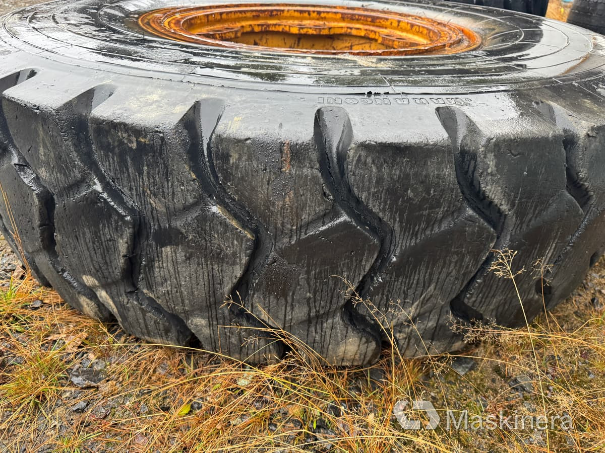 Hjul Marangoni 18.00-33 MDT - Complete wiel voor Bouwmachine: afbeelding 4 Hjul Marangoni 18.00-33 MDT - Complete wiel voor Bouwmachine: afbeelding 4