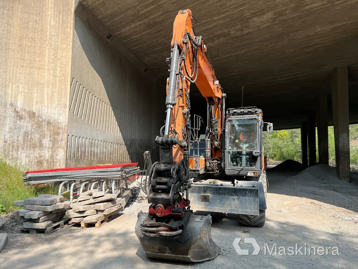 Hjulgrävare Doosan DX160W med tillbehör - Rupsgraafmachine: afbeelding 2 Hjulgrävare Doosan DX160W med tillbehör - Rupsgraafmachine: afbeelding 2