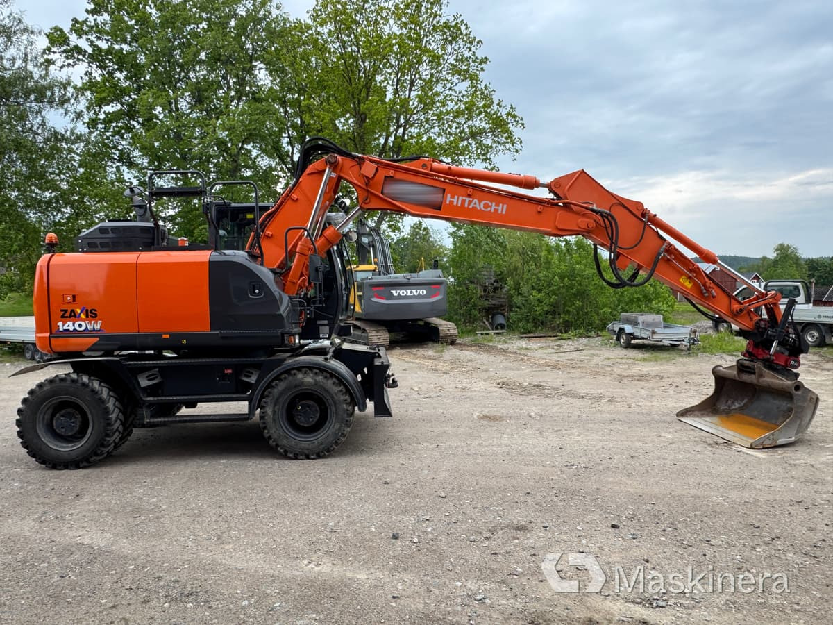 Hjulgrävare Hitachi Zaxis 140W med redskap - Rupsgraafmachine: afbeelding 4 Hjulgrävare Hitachi Zaxis 140W med redskap - Rupsgraafmachine: afbeelding 4