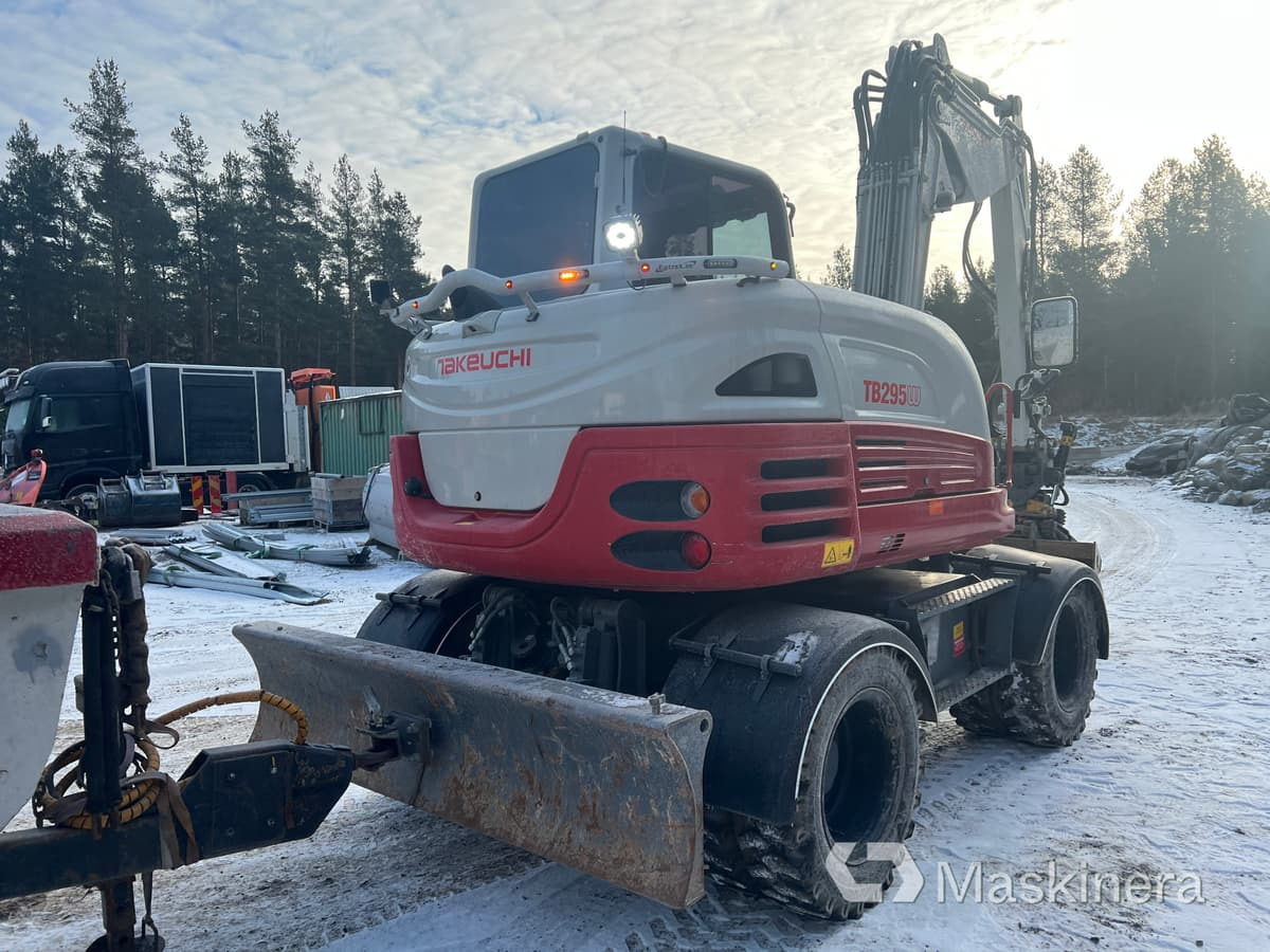 Hjulgrävare Takeuchi TB295W med tillbehör - Rupsgraafmachine: afbeelding 5 Hjulgrävare Takeuchi TB295W med tillbehör - Rupsgraafmachine: afbeelding 5