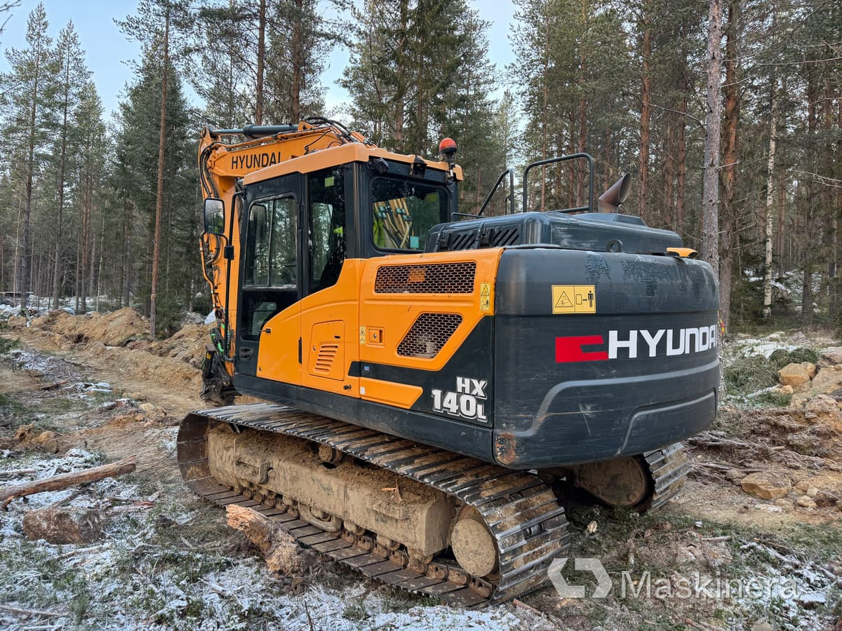 Hyundai HX 140 L Grävmaskin Hyundai HX140 L med tillbehör - Rupsgraafmachine: afbeelding 3 Hyundai HX 140 L Grävmaskin Hyundai HX140 L med tillbehör - Rupsgraafmachine: afbeelding 3