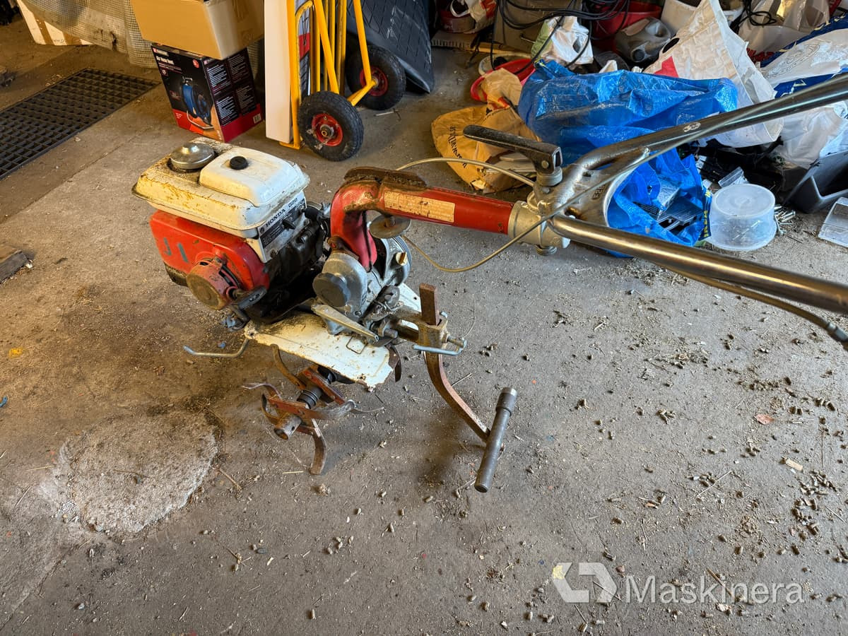 Jordfräs Honda F28C (Rep.objekt) - Tuinfrees: afbeelding 5 Jordfräs Honda F28C (Rep.objekt) - Tuinfrees: afbeelding 5