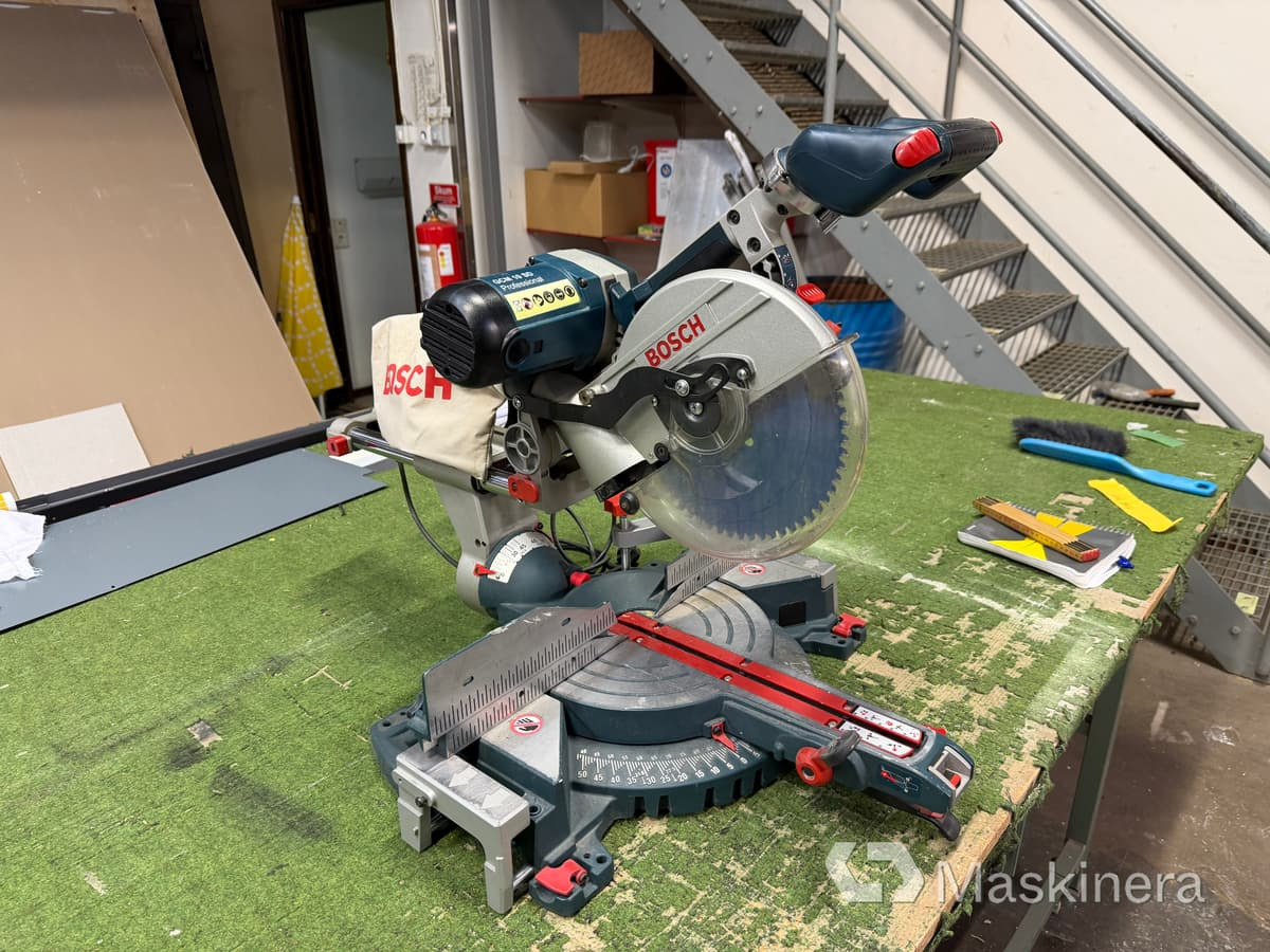Kap & Gersåg Bosch GCM 10 SD - Bouwmaterieel: afbeelding 1 Kap & Gersåg Bosch GCM 10 SD - Bouwmaterieel: afbeelding 1