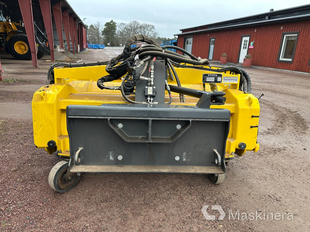 Kombiplog Multihog MPV 2000 - Sneeuwschuif: afbeelding 4 Kombiplog Multihog MPV 2000 - Sneeuwschuif: afbeelding 4