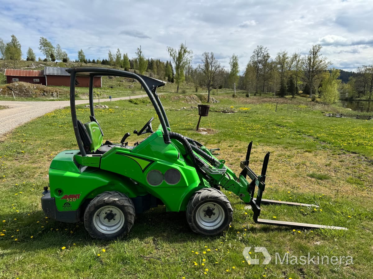 Kompaktlastare Avant 520 med pallgafflar - Kniklader: afbeelding 2 Kompaktlastare Avant 520 med pallgafflar - Kniklader: afbeelding 2