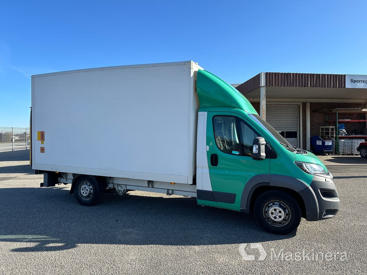 Lastbil Peugeot Boxer 2017 - Bestelwagen gesloten laadbak: afbeelding 4 Lastbil Peugeot Boxer 2017 - Bestelwagen gesloten laadbak: afbeelding 4