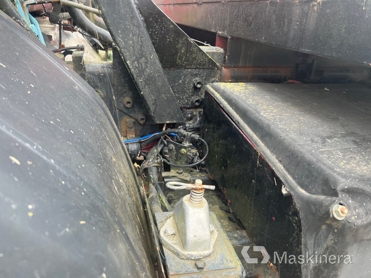 Lastbil Scania P112 M 6x2 - Vrachtwagen met open laadbak: afbeelding 4 Lastbil Scania P112 M 6x2 - Vrachtwagen met open laadbak: afbeelding 4