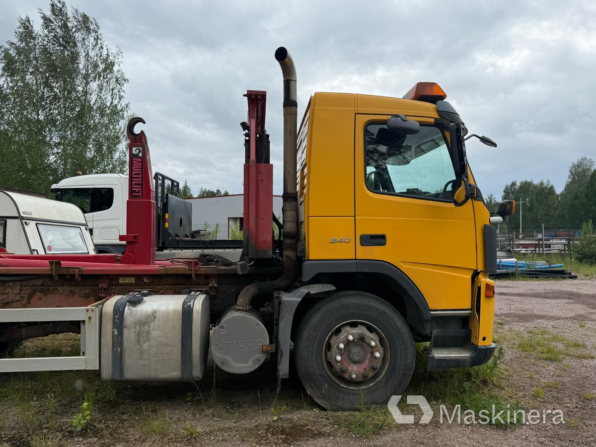 Lastväxlare Volvo FM9 6*2 (Rep.objekt) - Haakarmsysteem vrachtwagen: afbeelding 4 Lastväxlare Volvo FM9 6*2 (Rep.objekt) - Haakarmsysteem vrachtwagen: afbeelding 4
