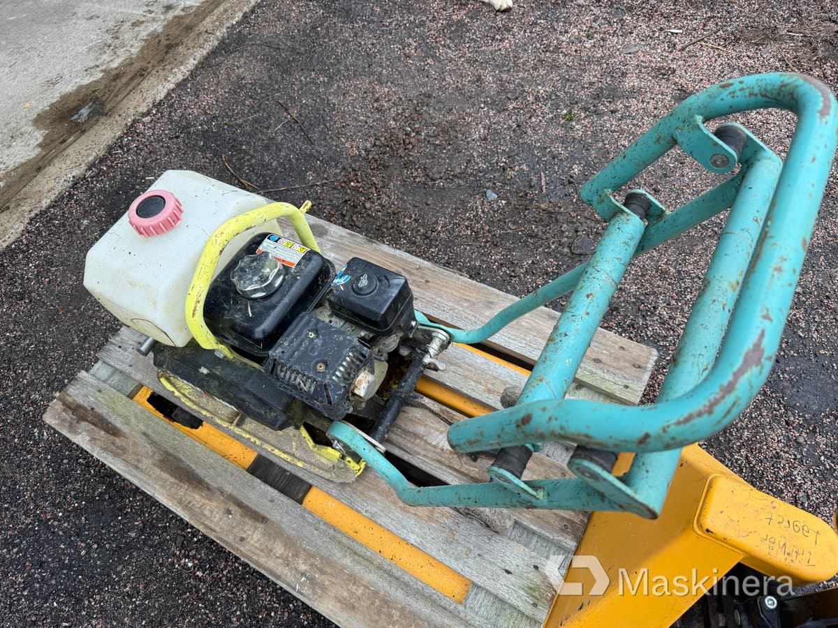 Markvibrator Ammann AVP 1240 - Trilplaat: afbeelding 4 Markvibrator Ammann AVP 1240 - Trilplaat: afbeelding 4