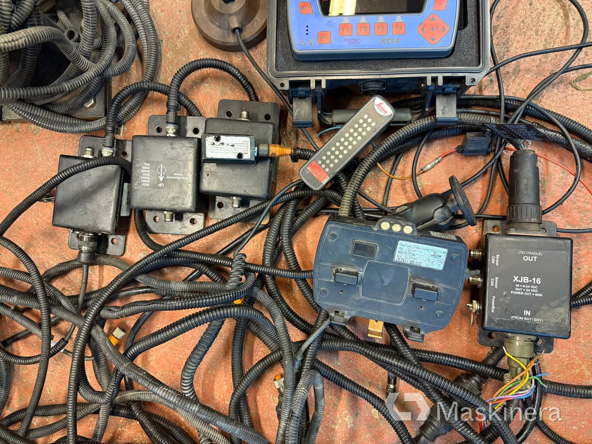 Maskinstyrning Leica Scanlaser XC14 - Sensor voor Bouwmachine: afbeelding 3 Maskinstyrning Leica Scanlaser XC14 - Sensor voor Bouwmachine: afbeelding 3