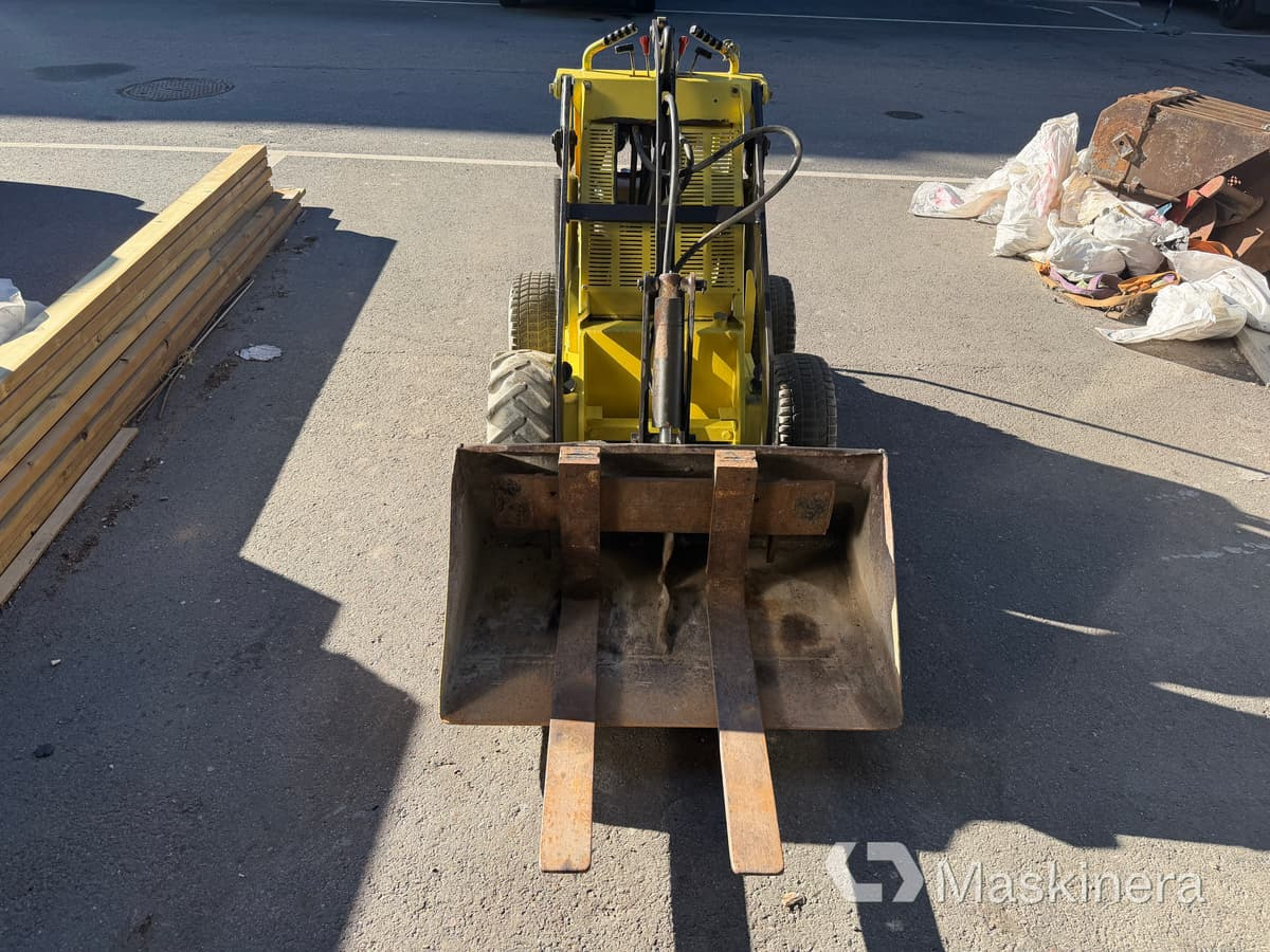 Minilastare Skidtser M10X - Schranklader: afbeelding 2 Minilastare Skidtser M10X - Schranklader: afbeelding 2