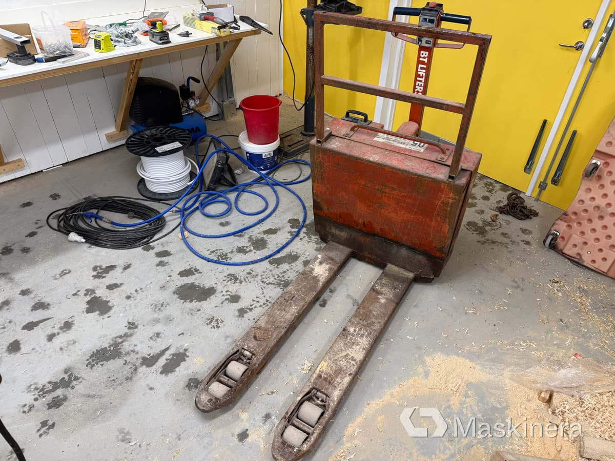 Pallyft BT-truck PPT 1250 E ink laddare - Palletwagen: afbeelding 1 Pallyft BT-truck PPT 1250 E ink laddare - Palletwagen: afbeelding 1