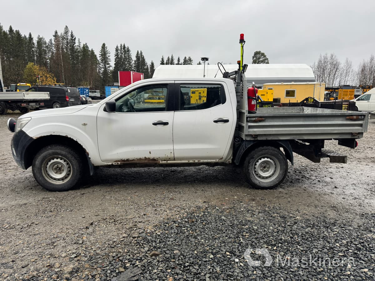 Pickup Nissan Navara -16 Dubbelhytt - Kleine bestelwagen: afbeelding 2 Pickup Nissan Navara -16 Dubbelhytt - Kleine bestelwagen: afbeelding 2