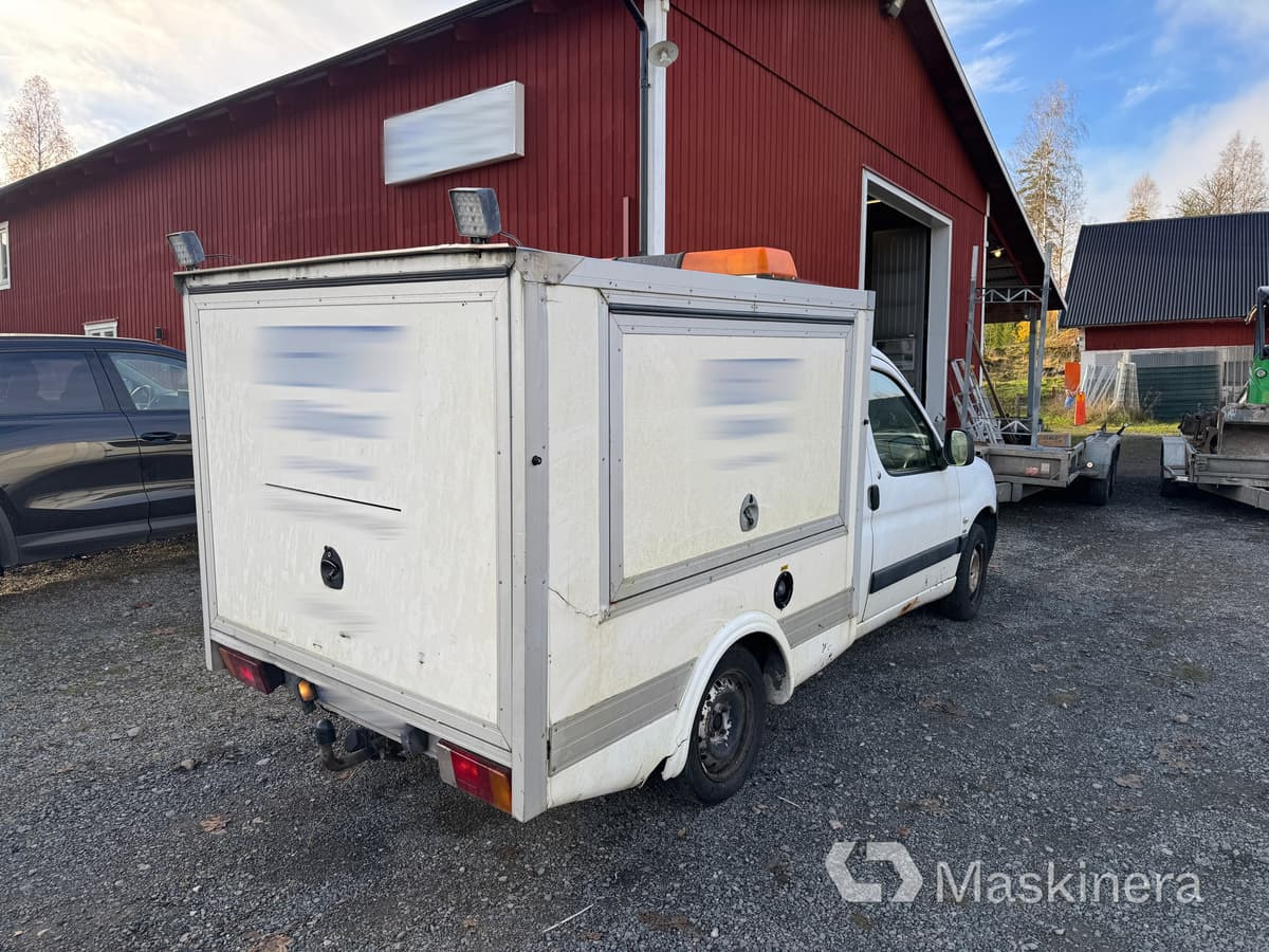 Skåpbil Peugeot Partner 1.6 HDI - Kleine bestelwagen: afbeelding 5 Skåpbil Peugeot Partner 1.6 HDI - Kleine bestelwagen: afbeelding 5