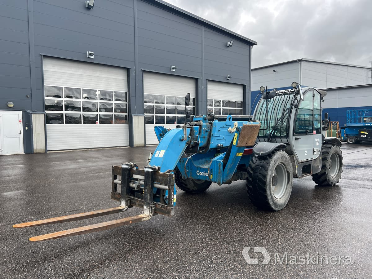 Teleskoplastare Genie GTH 4017SX med tillbehör - Verreiker: afbeelding 1 Teleskoplastare Genie GTH 4017SX med tillbehör - Verreiker: afbeelding 1