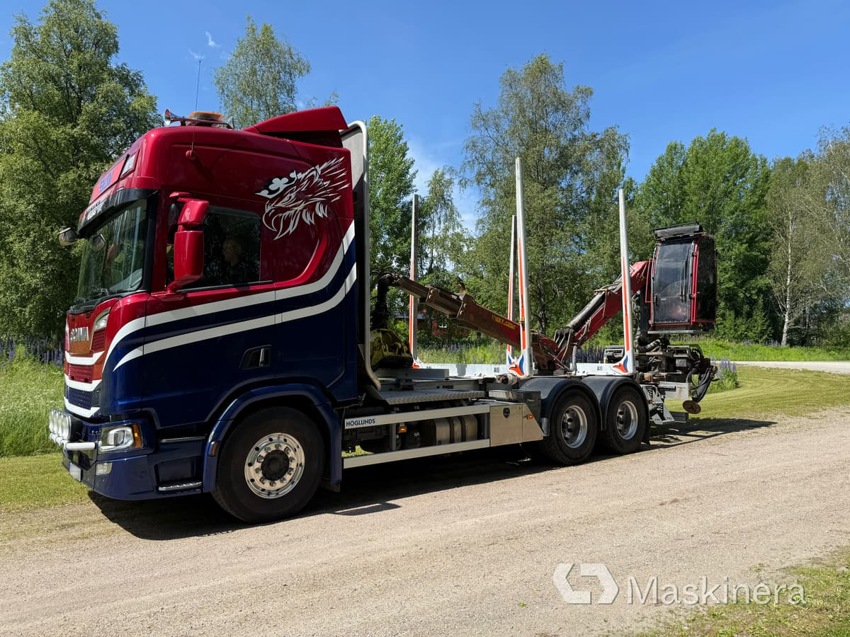Timmerbil Scania R650B 6x4 NB med kran - Houttransport, Kraanwagen: afbeelding 2 Timmerbil Scania R650B 6x4 NB med kran - Houttransport, Kraanwagen: afbeelding 2
