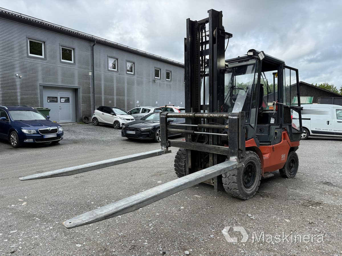 Truck Toyota 7FD45 - Diesel heftruck: afbeelding 1 Truck Toyota 7FD45 - Diesel heftruck: afbeelding 1