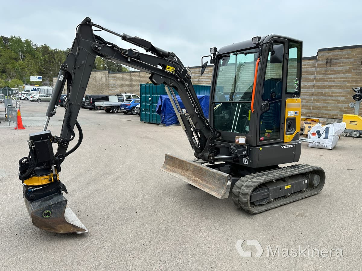 Volvo JECR25D Electric Grävmaskin Volvo ECR25 Electric - Rupsgraafmachine: afbeelding 1 Volvo JECR25D Electric Grävmaskin Volvo ECR25 Electric - Rupsgraafmachine: afbeelding 1