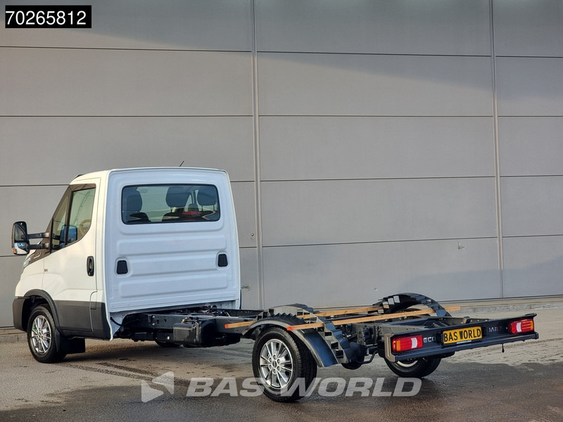 Iveco Daily 35S16 Automaat Chassis Cabine 410WB 2025 model LED CarPlay Camera Velgen Cruise Airco Fahrgestell Airco - Bestelwagen: afbeelding 2 Iveco Daily 35S16 Automaat Chassis Cabine 410WB 2025 model LED CarPlay Camera Velgen Cruise Airco Fahrgestell Airco - Bestelwagen: afbeelding 2