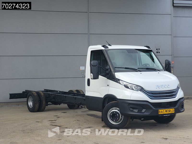 Iveco Daily 72C18 3.0L Automaat 510WB Luchtvering ACC Camera Chassis Cabine Fahrgestell Airco - Bestelwagen: afbeelding 3 Iveco Daily 72C18 3.0L Automaat 510WB Luchtvering ACC Camera Chassis Cabine Fahrgestell Airco - Bestelwagen: afbeelding 3
