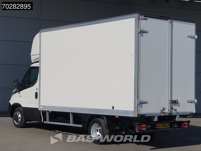 Iveco 35C16 Automaat Bakwagen Achterdeuren Airco Cruise Euro6 Meubelbak Koffer 20m3 Airco Cruise control - Bestelwagen gesloten laadbak: afbeelding 2 Iveco 35C16 Automaat Bakwagen Achterdeuren Airco Cruise Euro6 Meubelbak Koffer 20m3 Airco Cruise control - Bestelwagen gesloten laadbak: afbeelding 2