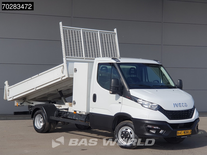 Iveco Daily 35C16 3.0L Kipper met Kist Dubbellucht 3,5t Trekhaak Airco Cruise Euro6 Tipper Benne Kieper 2m3 Airco Trekhaak Cruise control - Kipper bestelwagen: afbeelding 3 Iveco Daily 35C16 3.0L Kipper met Kist Dubbellucht 3,5t Trekhaak Airco Cruise Euro6 Tipper Benne Kieper 2m3 Airco Trekhaak Cruise control - Kipper bestelwagen: afbeelding 3