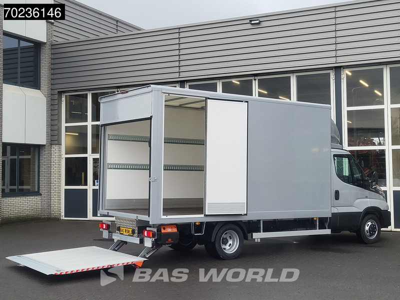 Iveco Daily 35C18 2025 MODEL Automaat 1000kg Laadklep ACC Navi Airco Zijdeur Bakwagen Meubelbak Koffer 22m3 Airco - Bestelwagen gesloten laadbak: afbeelding 3 Iveco Daily 35C18 2025 MODEL Automaat 1000kg Laadklep ACC Navi Airco Zijdeur Bakwagen Meubelbak Koffer 22m3 Airco - Bestelwagen gesloten laadbak: afbeelding 3