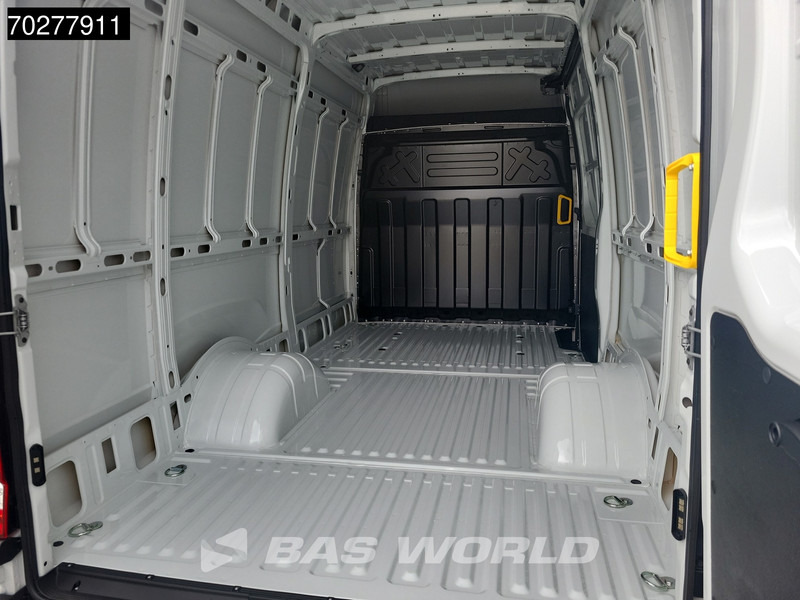 Iveco Daily 35C21 3.0L 210PK Automaat L2H2 Dubbellucht LED ACC 3.5t trekhaak Navi L2H2 12m3 Airco Trekhaak - Gesloten bestelwagen: afbeelding 5 Iveco Daily 35C21 3.0L 210PK Automaat L2H2 Dubbellucht LED ACC 3.5t trekhaak Navi L2H2 12m3 Airco Trekhaak - Gesloten bestelwagen: afbeelding 5