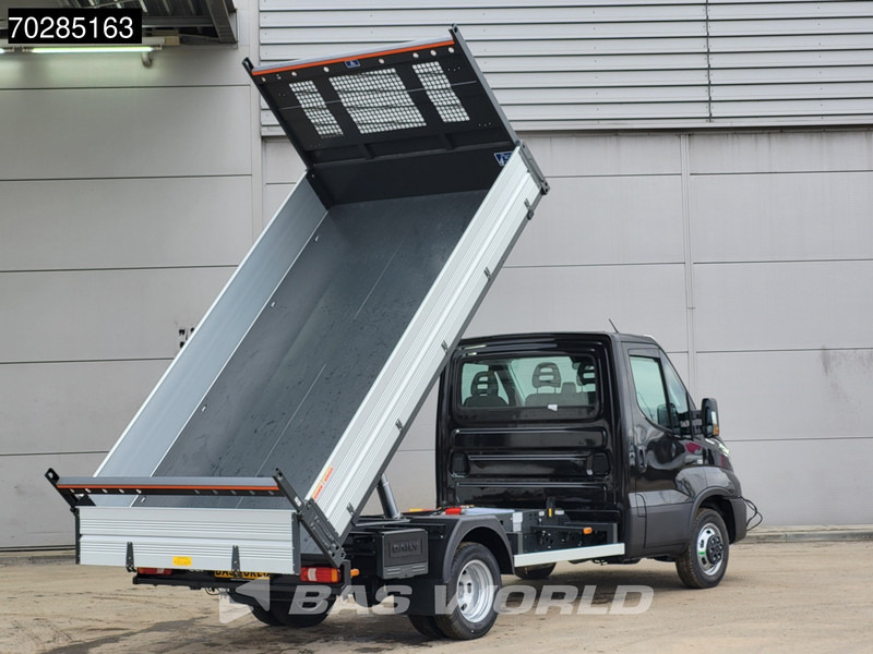 Iveco Daily 35C21 3.0L 210PK Automaat Open Laadbak 2025 ACC Airco CarPlay Pritsche Pickup Open Box Airco - Bestelwagen open laadbak: afbeelding 3 Iveco Daily 35C21 3.0L 210PK Automaat Open Laadbak 2025 ACC Airco CarPlay Pritsche Pickup Open Box Airco - Bestelwagen open laadbak: afbeelding 3