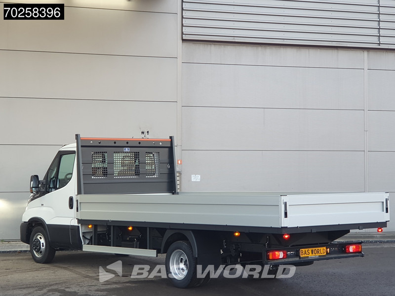 Iveco Daily 35C21 3.0L Automaat 210PK 2025-Model Open laadbak Dubbellucht CarPlay ACC LED 3,5T Trekvermogen Euro6 Pritsche Pickup Airco - Bestelwagen open laadbak: afbeelding 2 Iveco Daily 35C21 3.0L Automaat 210PK 2025-Model Open laadbak Dubbellucht CarPlay ACC LED 3,5T Trekvermogen Euro6 Pritsche Pickup Airco - Bestelwagen open laadbak: afbeelding 2