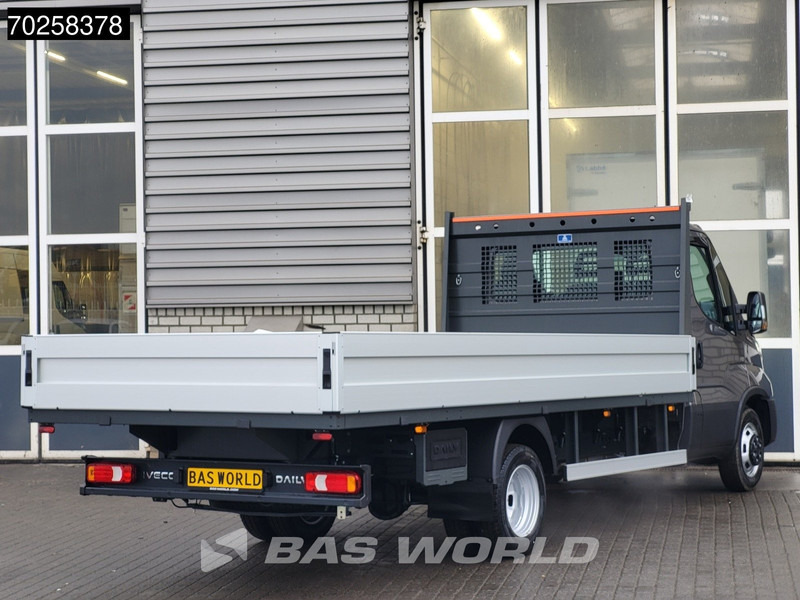 Iveco Daily 35C21 3.0L Automaat 210PK 2025-Model Open laadbak Dubbellucht CarPlay ACC LED 3,5T Trekvermogen Euro6 Pritsche Pickup Airco - Bestelwagen open laadbak: afbeelding 5 Iveco Daily 35C21 3.0L Automaat 210PK 2025-Model Open laadbak Dubbellucht CarPlay ACC LED 3,5T Trekvermogen Euro6 Pritsche Pickup Airco - Bestelwagen open laadbak: afbeelding 5