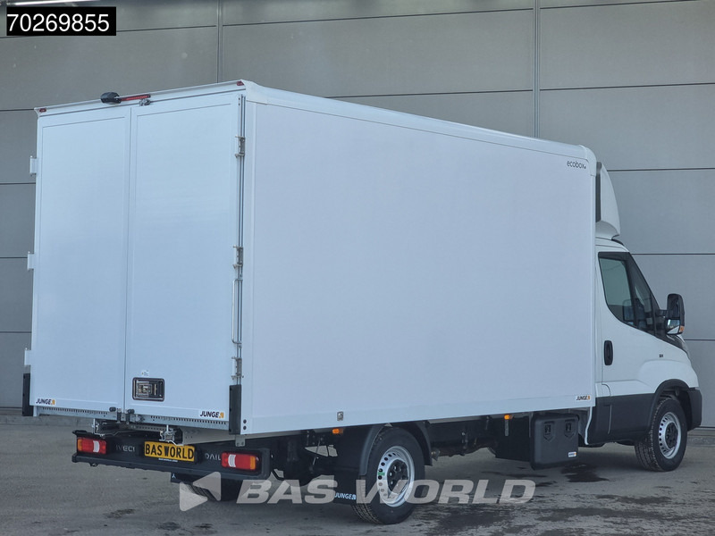 Iveco Daily 35S16 Bakwagen 2025 model Achterdeuren ACC LED Navi Meubelbak Koffer 19m3 Airco - Bestelwagen gesloten laadbak: afbeelding 5 Iveco Daily 35S16 Bakwagen 2025 model Achterdeuren ACC LED Navi Meubelbak Koffer 19m3 Airco - Bestelwagen gesloten laadbak: afbeelding 5