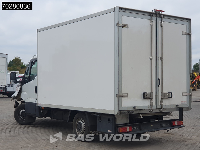 Iveco Daily 35S16 SCHADE! Koelwagen Zijdeur Carrier Xarios Airco Camera Euro6 Koel Koeler Kühl Kühler Kühlwagen Kühlkoffer 13m3 Airco - Koelwagen: afbeelding 2 Iveco Daily 35S16 SCHADE! Koelwagen Zijdeur Carrier Xarios Airco Camera Euro6 Koel Koeler Kühl Kühler Kühlwagen Kühlkoffer 13m3 Airco - Koelwagen: afbeelding 2